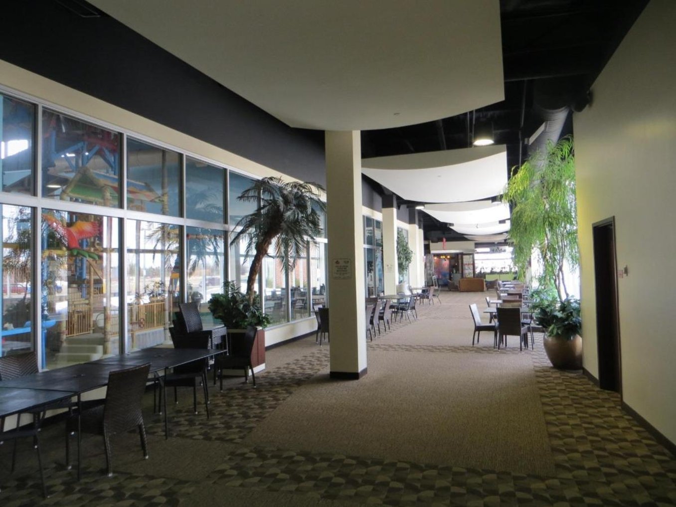 Canad Inns Destination Center Grand Forks 30/46