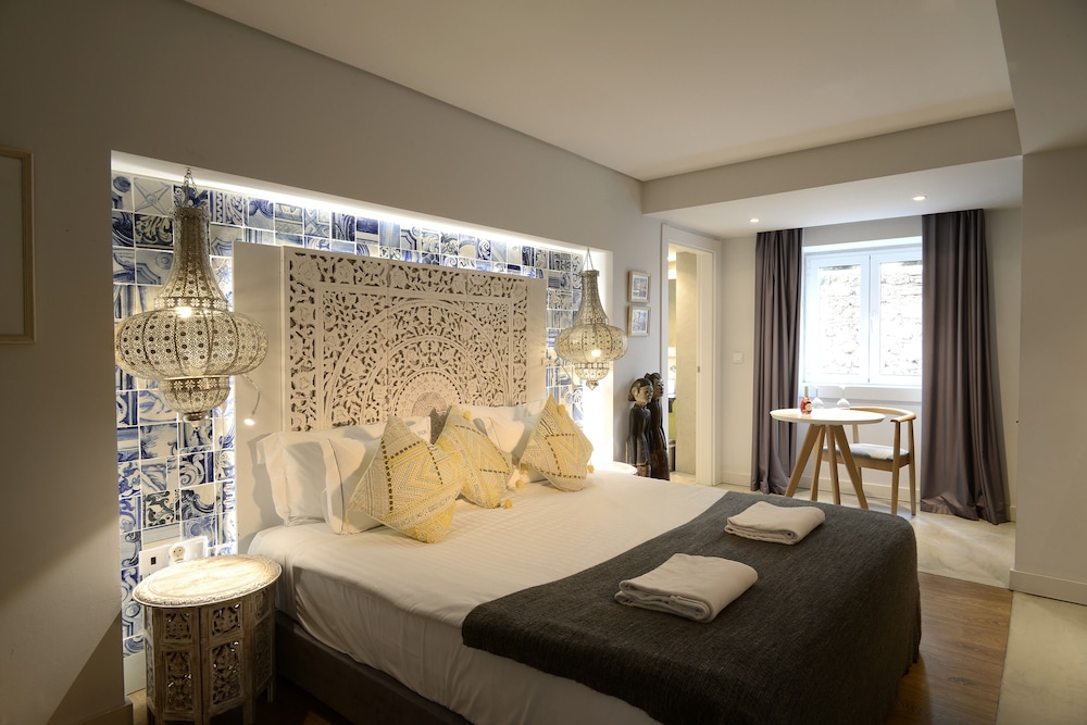 Dalma Old Town Suites 49/72