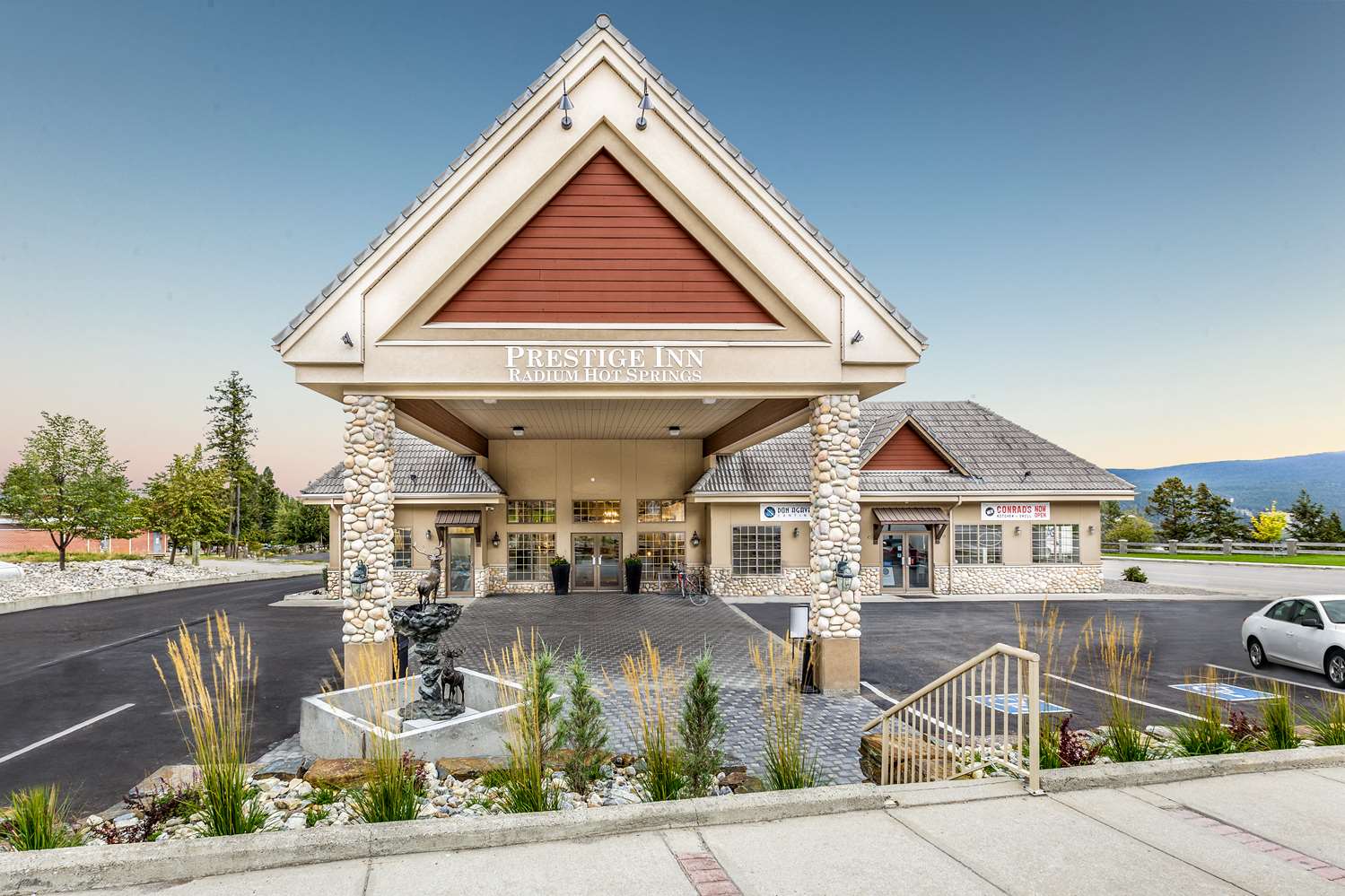 Prestige Radium Hot Springs Resort, WorldHotels Crafted in RADIUM HOT SPRINGS - BRITISH COLUMBIA