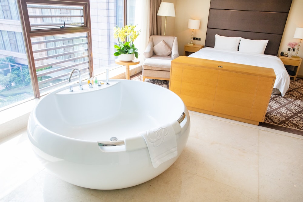 Holiday Inn FOSHAN NANHAI CENTRAL 34/81