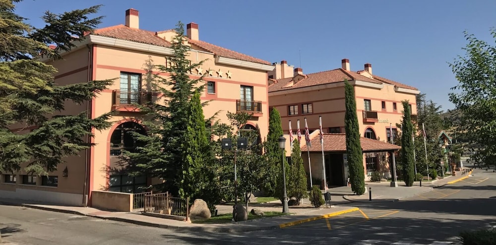 Hotel Segovia Sierra de Guadarrama 1/50