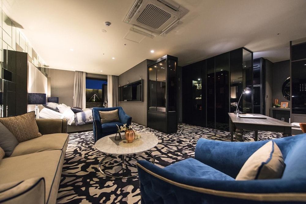 Best Louis Hamilton Hotel Changwon 47/68