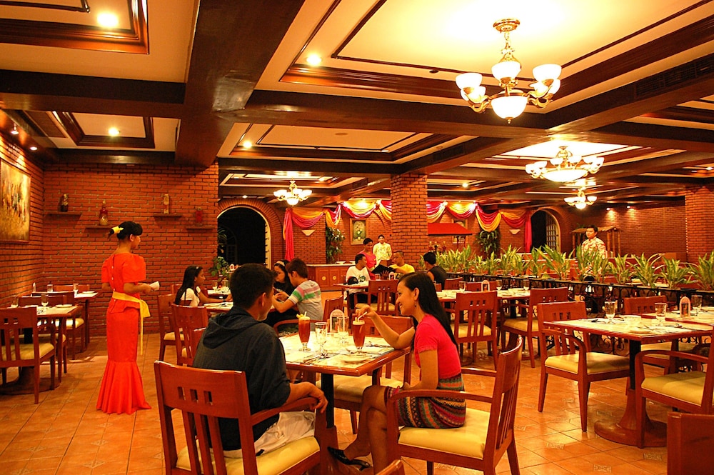 Fort Ilocandia Resort Hotel 42/50