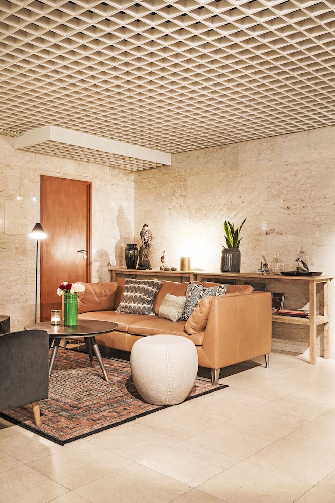 Hotel Hofn 9/72