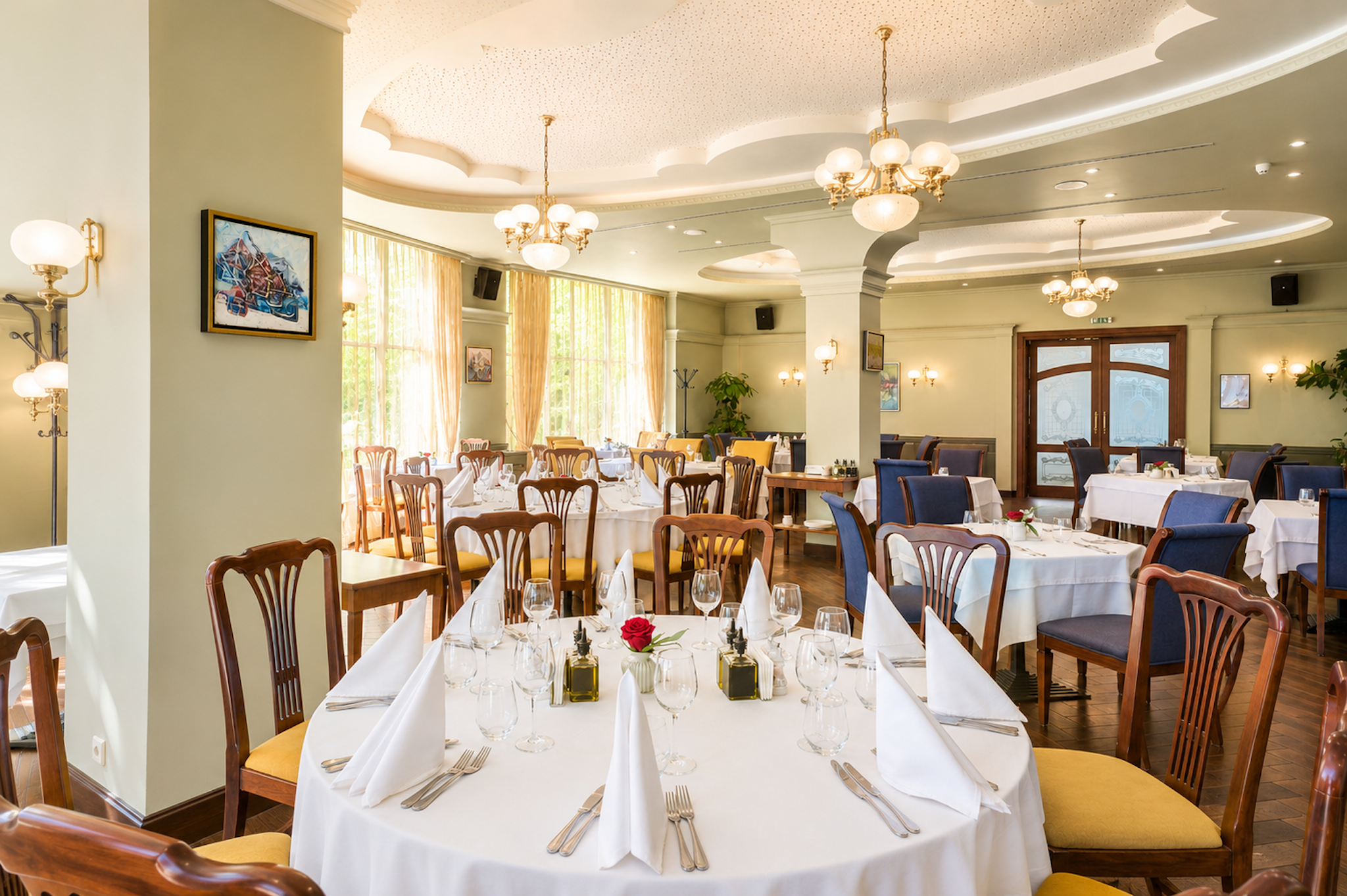 Crystal Palace Boutique Hotel 57/68