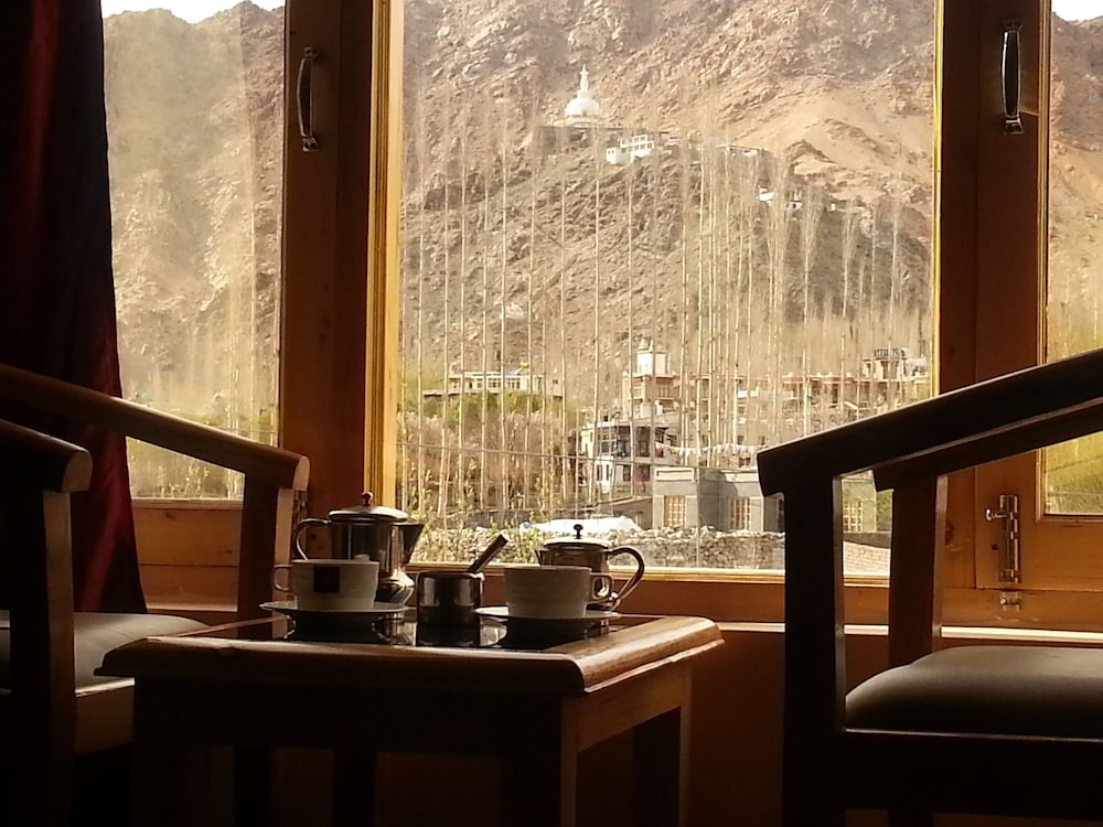 Royal Holiday Leh 26/43