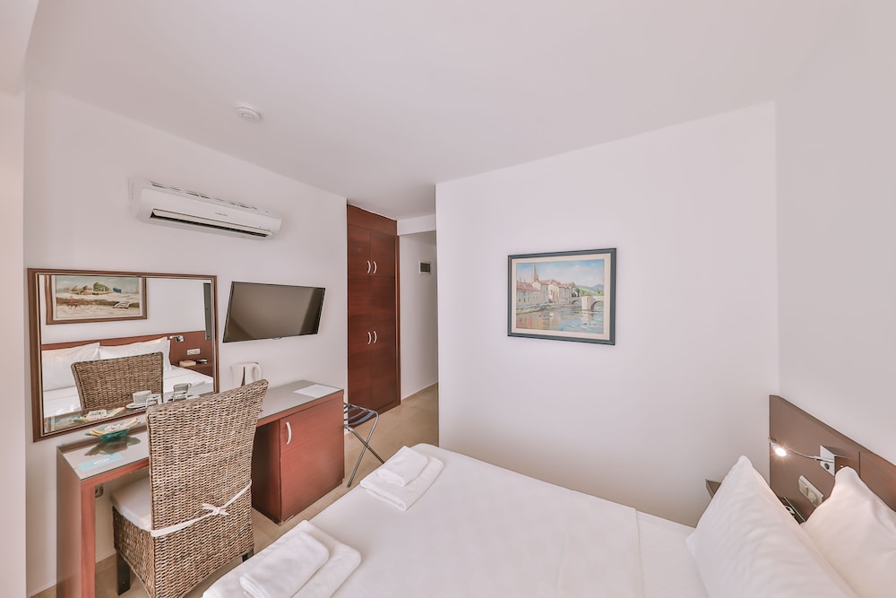 Gardenia Boutique Hotel - Adults Only 6/50