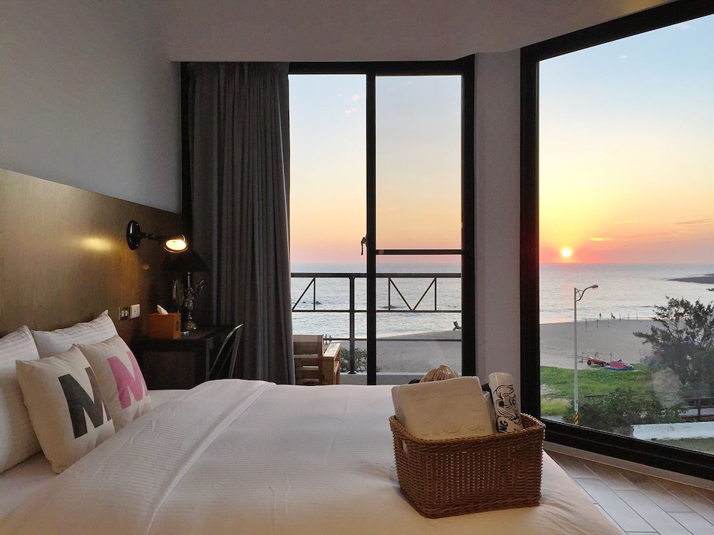Minimi Inn - Sailrock Beach House 9/66