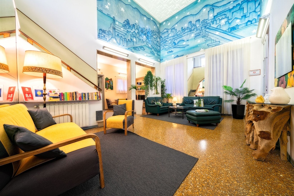 Cairoli Hotel 54/79