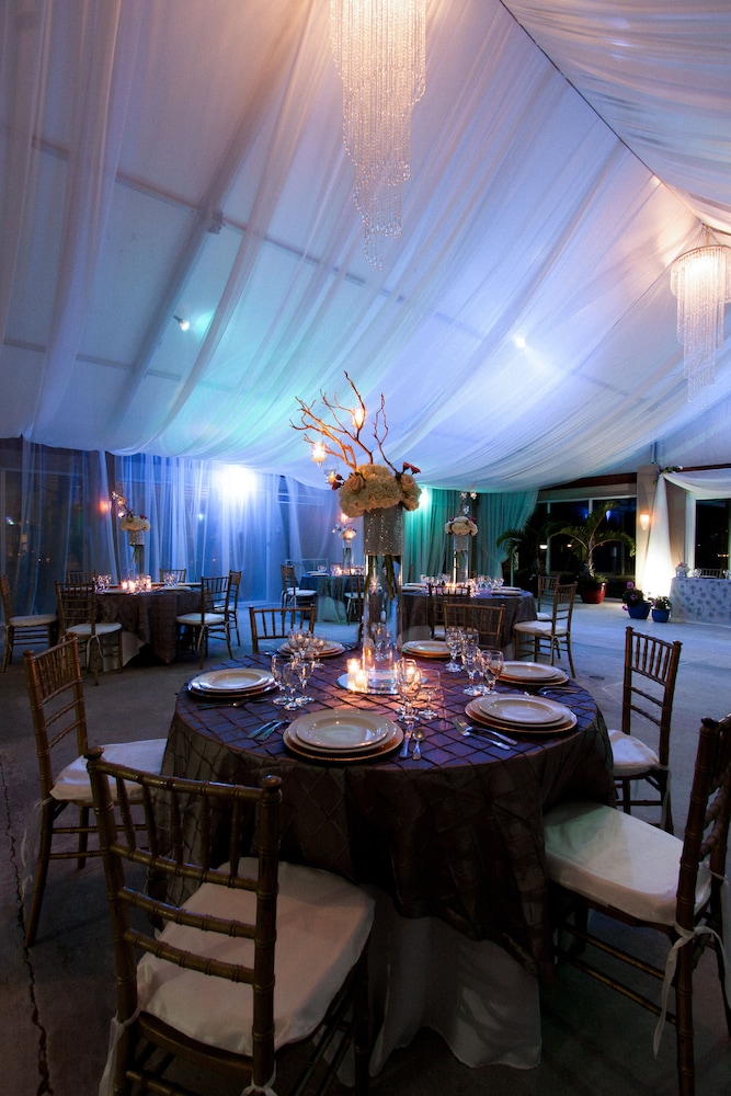 Abaco Beach Resort At Boat Harbor 81/100