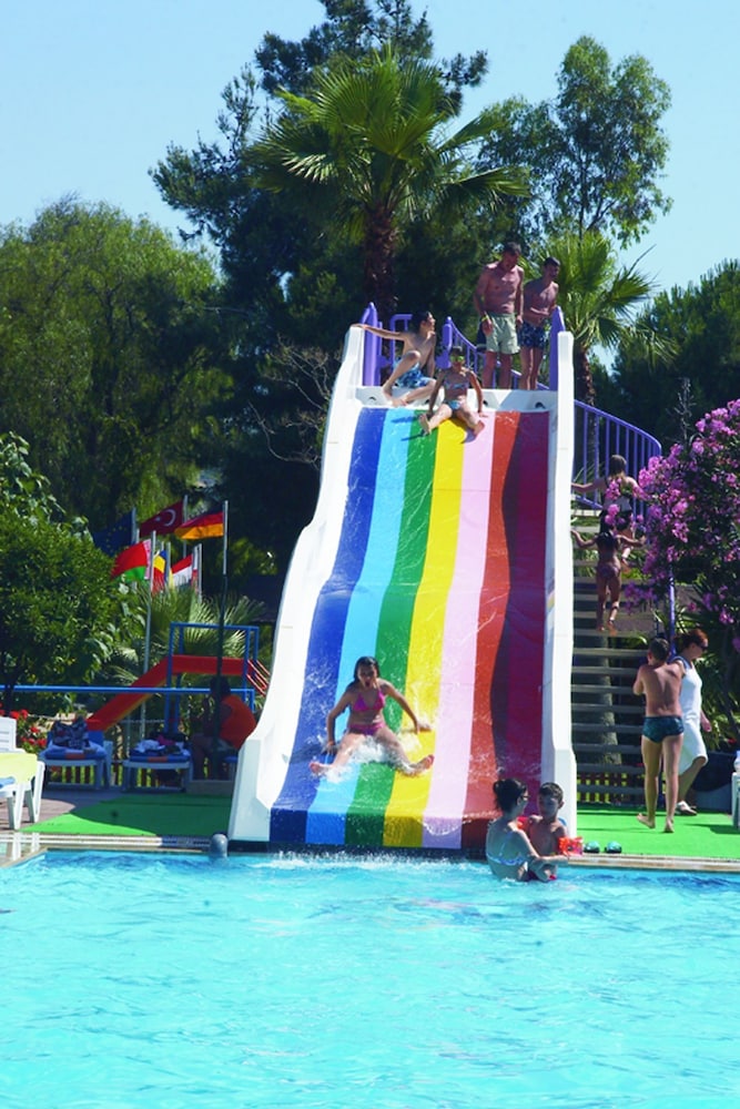 Pigale Beach Resort 50/66