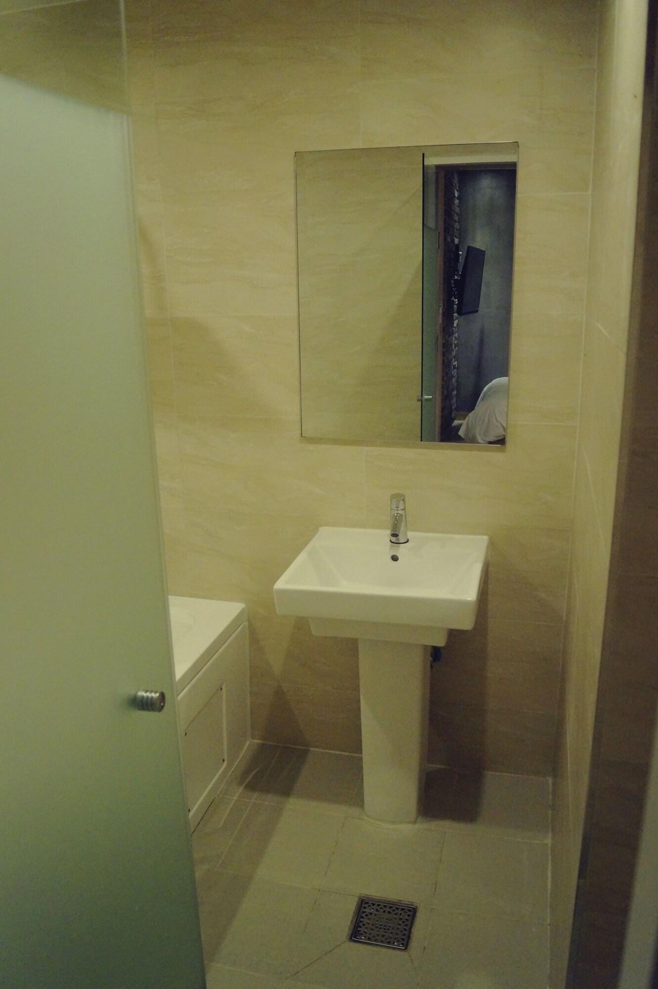 Design Hotel Xym 44/44