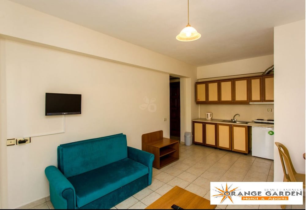 Orange Garden Hotel 26/45