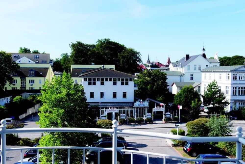 Hotel Kleine Strandburg 3/50