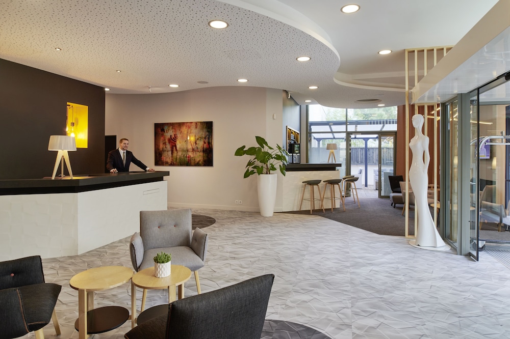 lobby