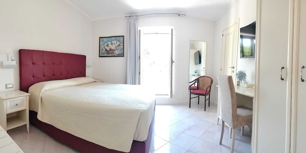 STANDARD, DOUBLE OR TWIN BED