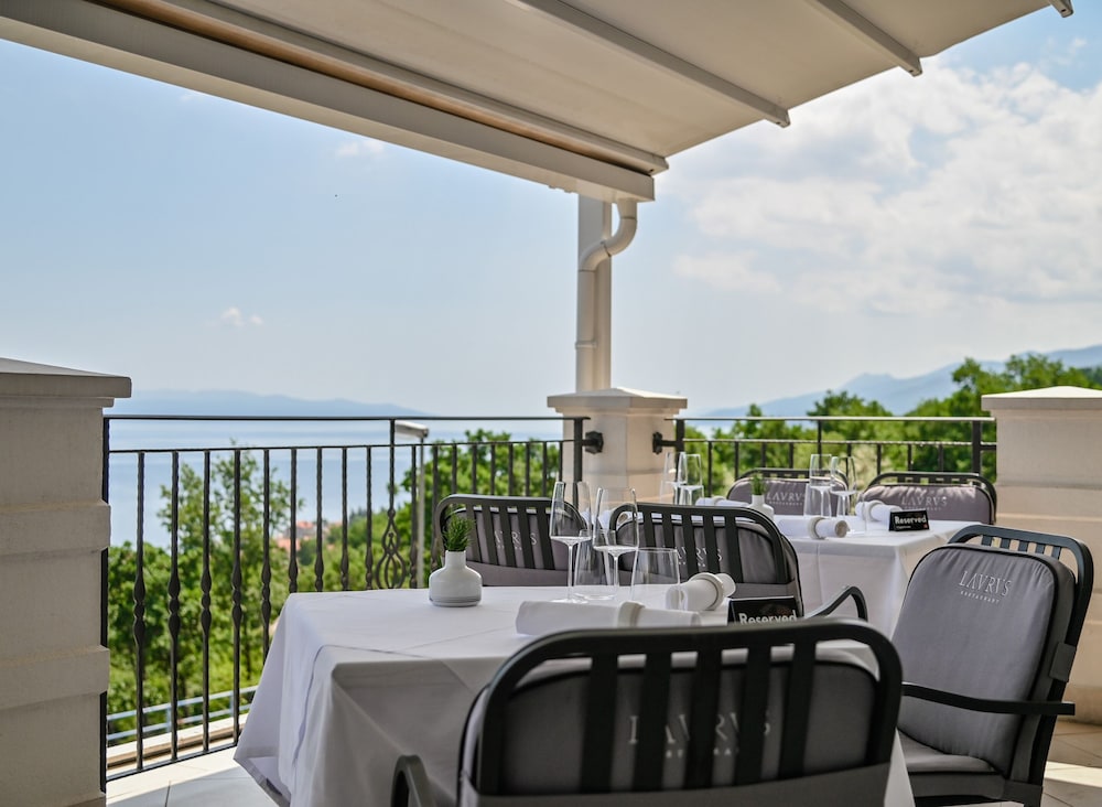 Hotel Laurus 62/82