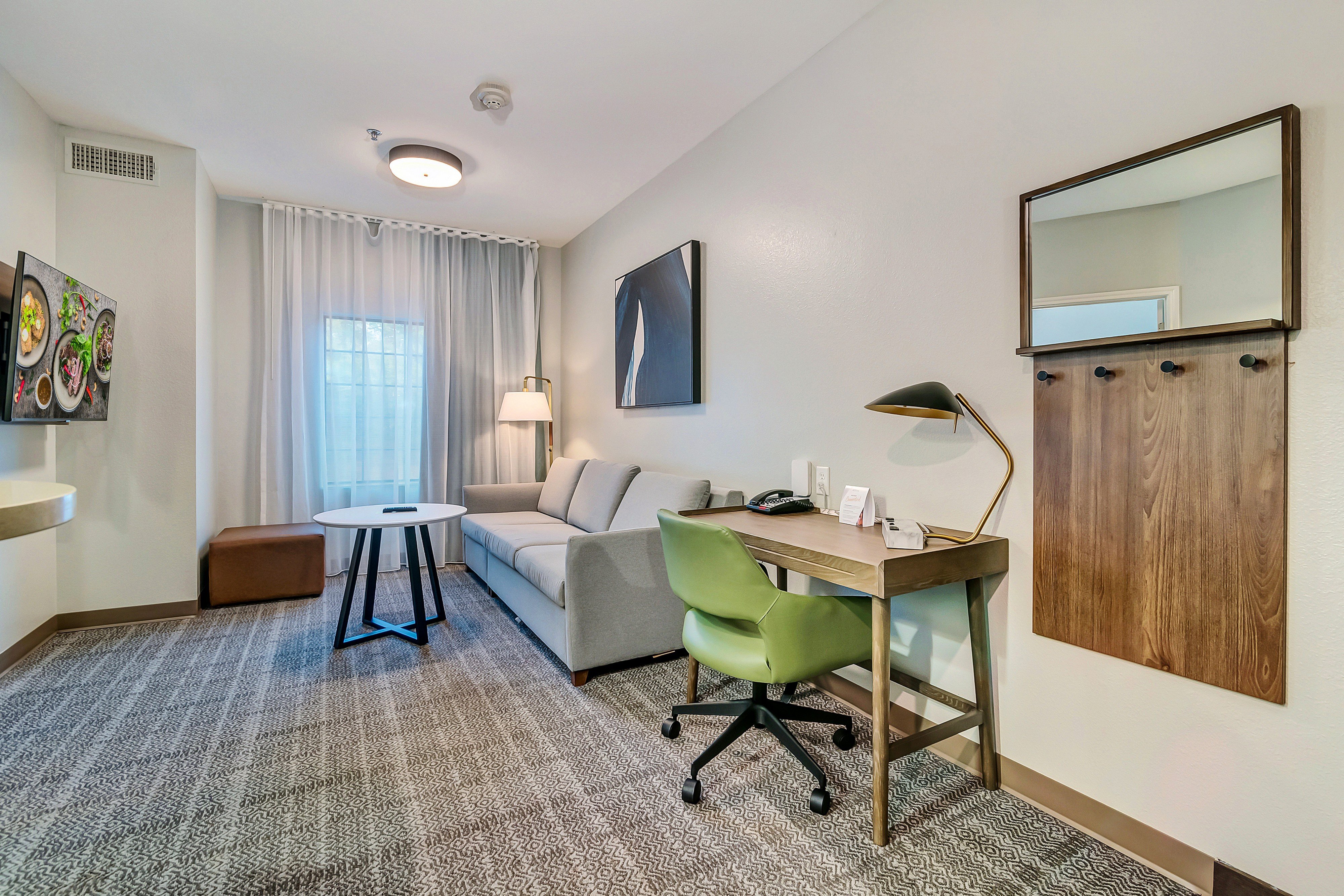 Staybridge Suites Tyler University Area 70/80