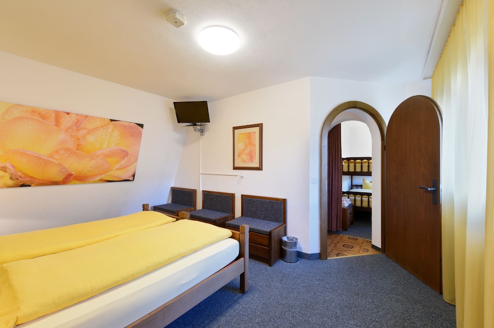 Schlosshotel - Self Check-In Hotel am Schlosspark 11/47