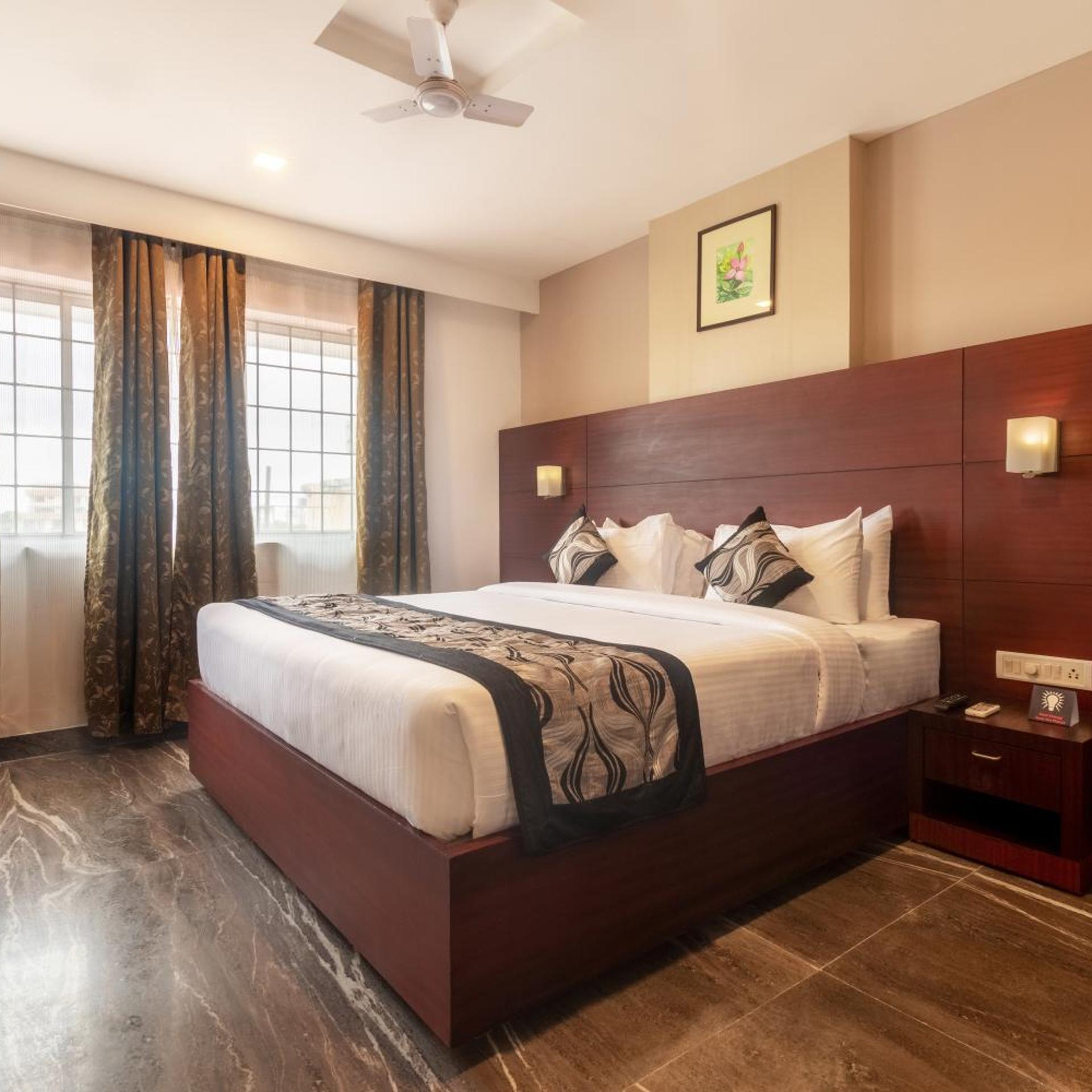 Zip By Spree Hotels Mangala Towers 22/48