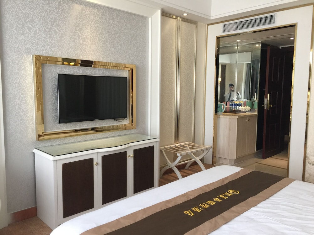 Kelly Wah International Hotel 23/31