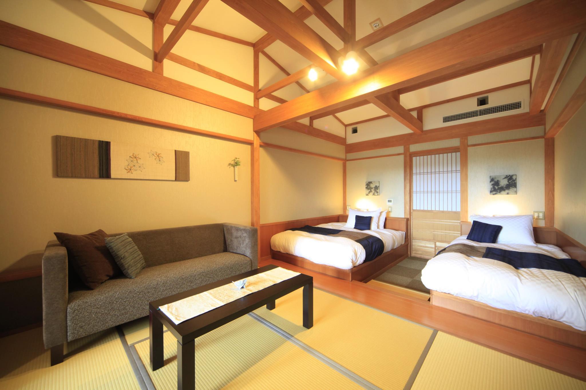 Japanese Western, Outdoor Bath