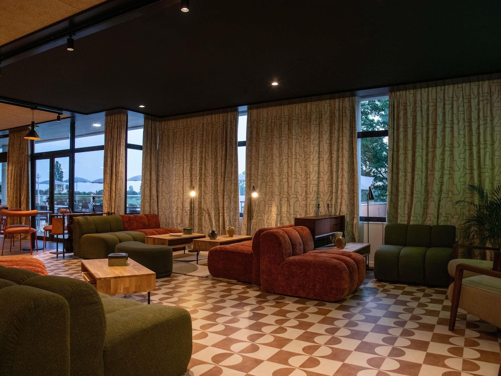 Mercure Toulouse Aeroport Golf De Seilh 48/72