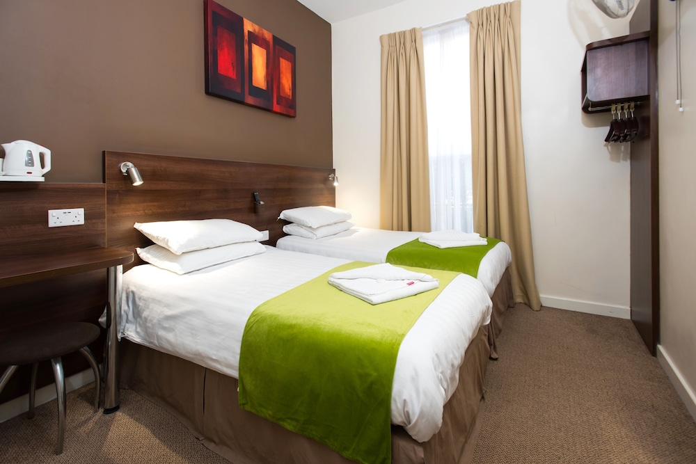 Marble Arch Inn 18/29