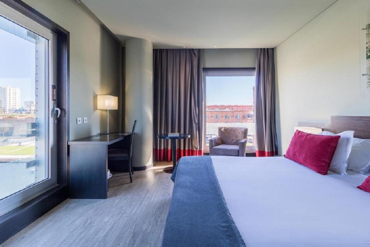 Superior, Double Bed, Lagoon View