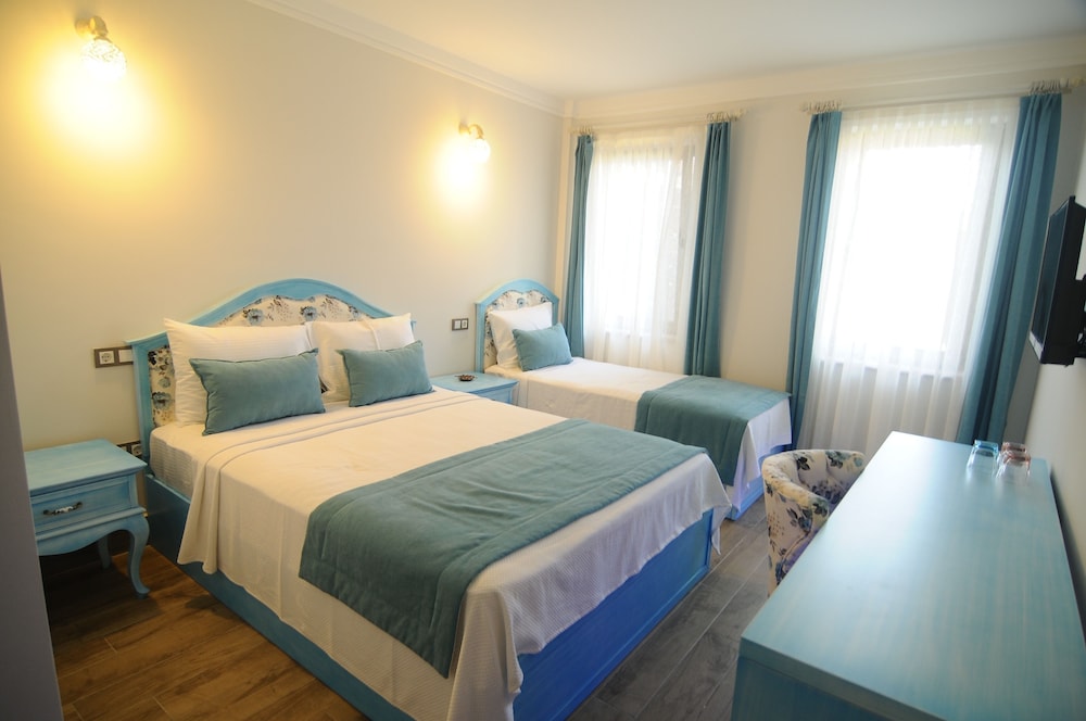 Cunda Rota Hotel 20/50