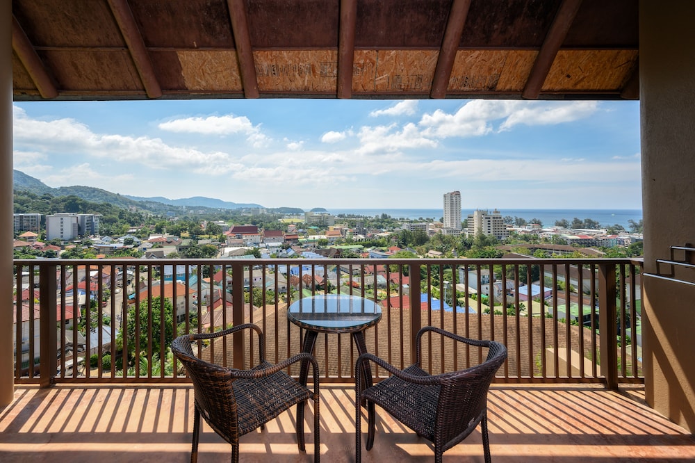 Karon Phunaka Resort 33/49