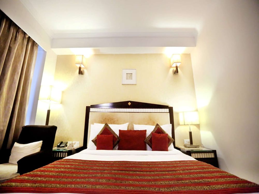 Venizia Sarovar Portico (ex Grand Venizia) 23/55