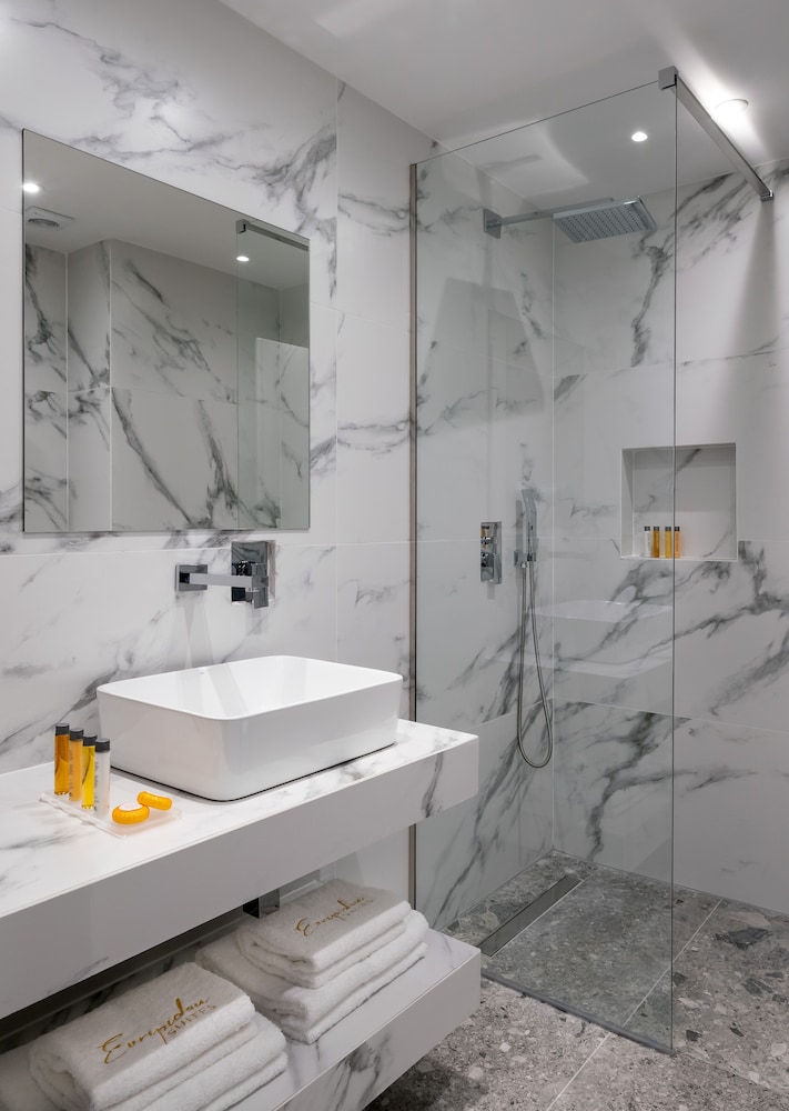 Evripidou Suites 42/50