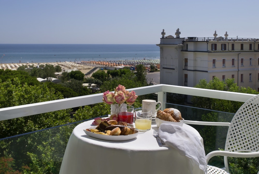 Hotel Biancamano 32/47