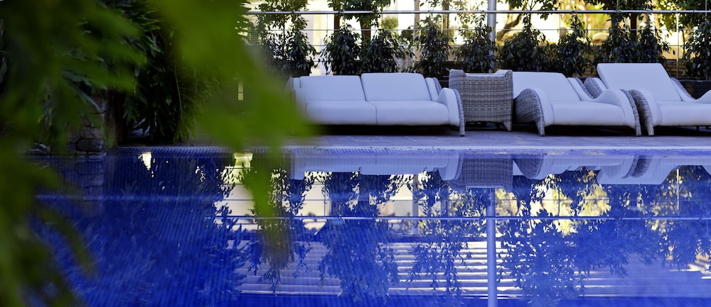 The Cook Book Gastro Boutique Hotel 45/50