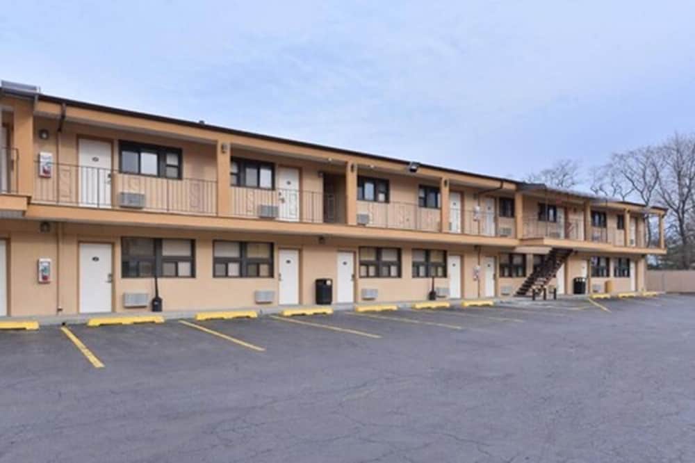 Inn at Jericho 1/24