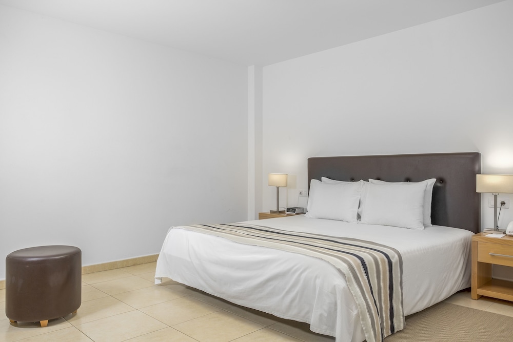 Hilton Vacation Club Sunset Harbour Club Tenerife 12/50