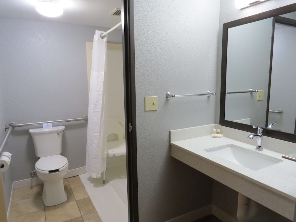Best Western Fort Wayne I-69 North 17/45