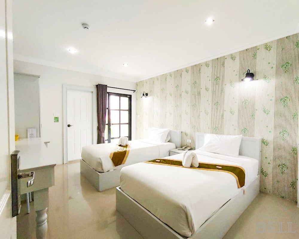 Ploy's Pearl Hotel 19/41