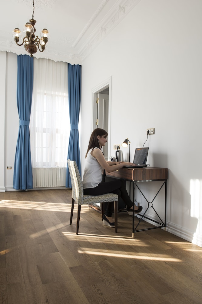 Rodosto Hotel 46/52