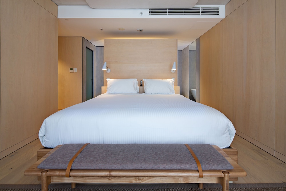 Zara Tower Serviced Apartments 23/78
