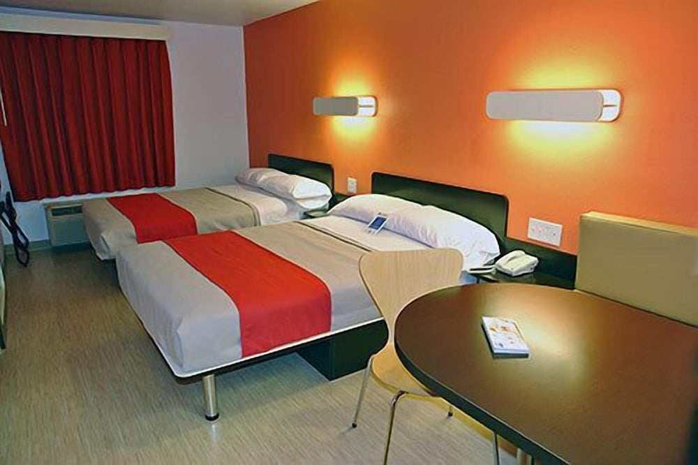 Motel6 Uvalde, TX 19/51