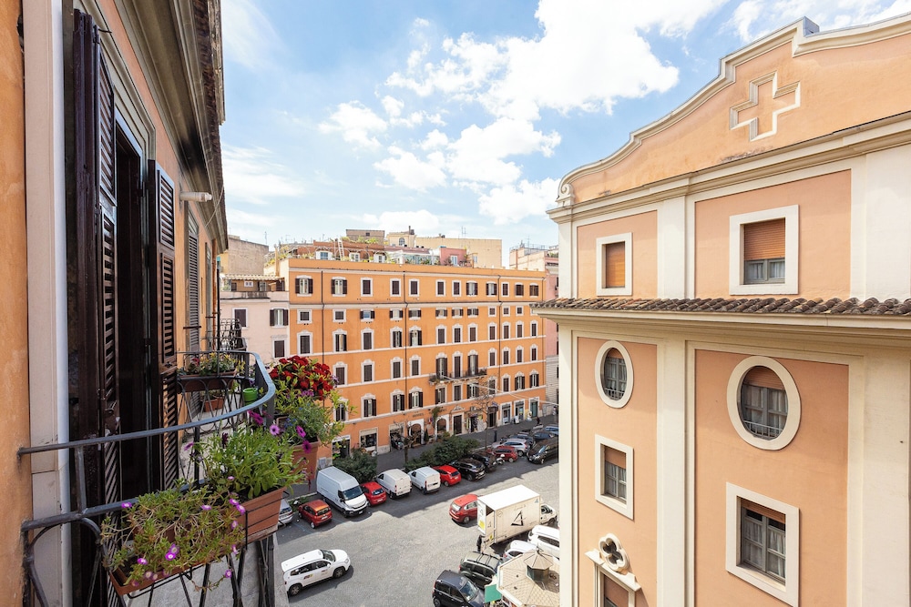 Rome To Stay 7/50