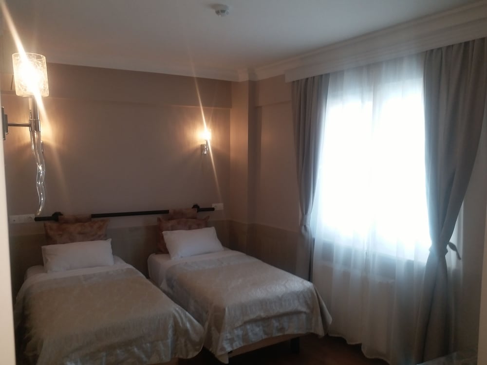 Pearl Hotel Istanbul 10/34