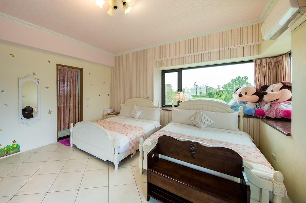 Slow Fly B&B 8/39