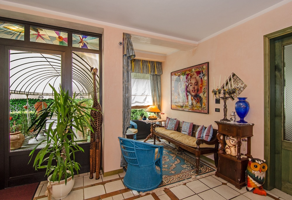 Hotel Kyrton 9/50