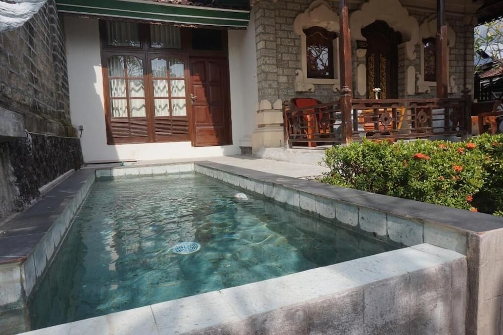 Bali Taman Lovina Beach Resort & Spa 34/50