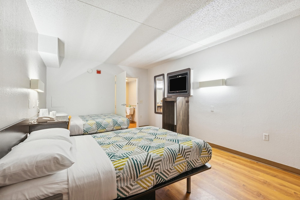 Motel6 Piscataway, NJ 36/63