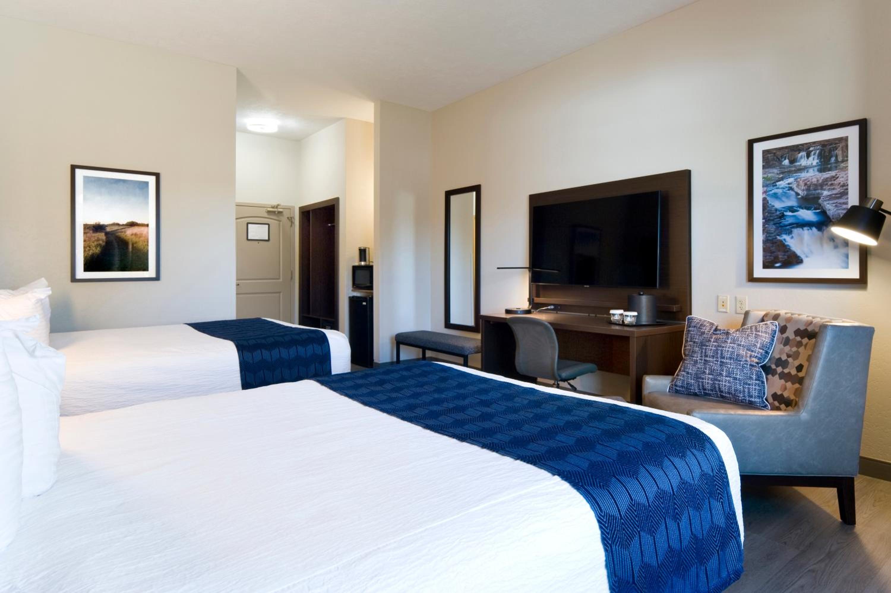 Deluxe, 2 Queen Beds