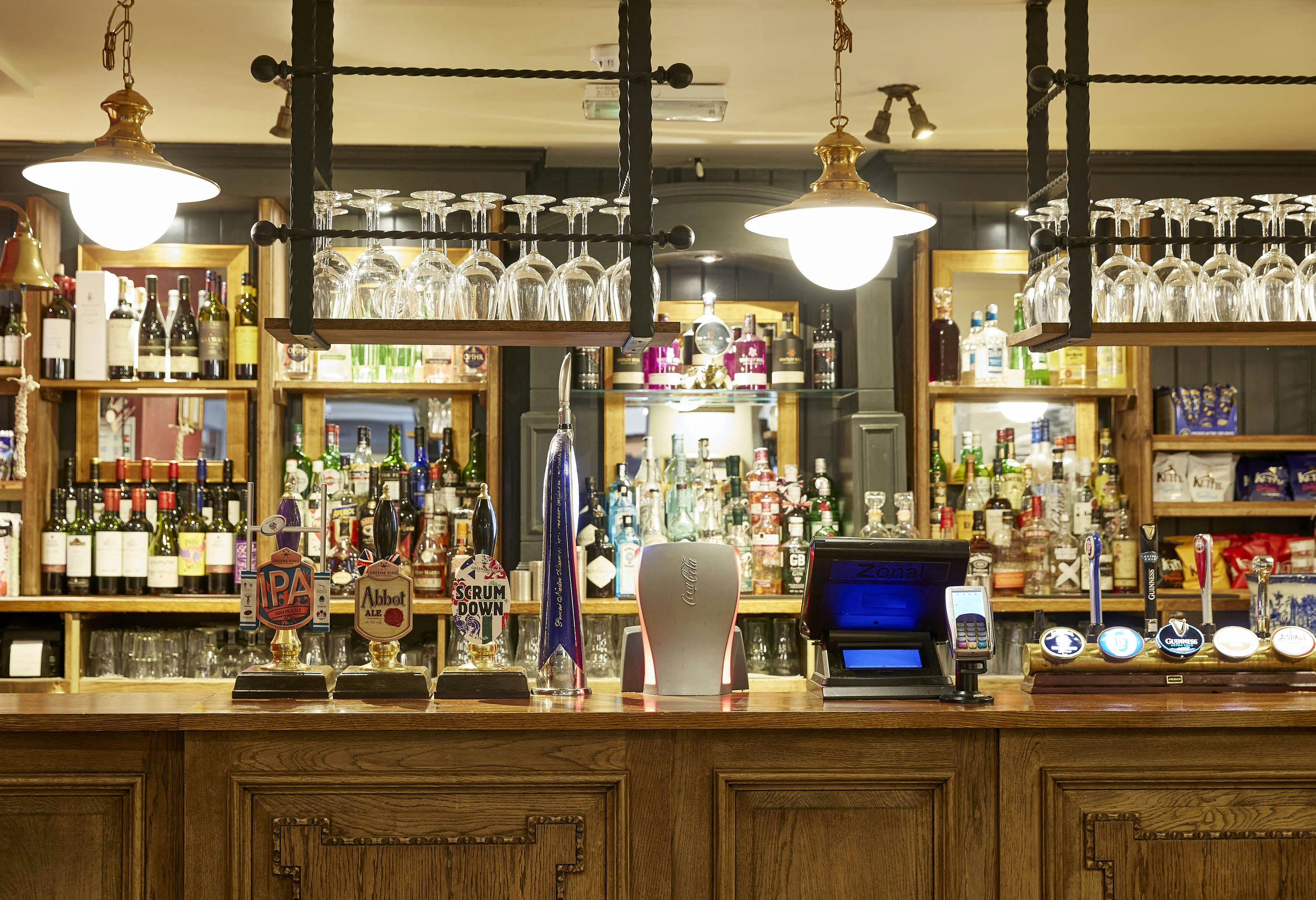 Bear Hotel Hungerford 13/17